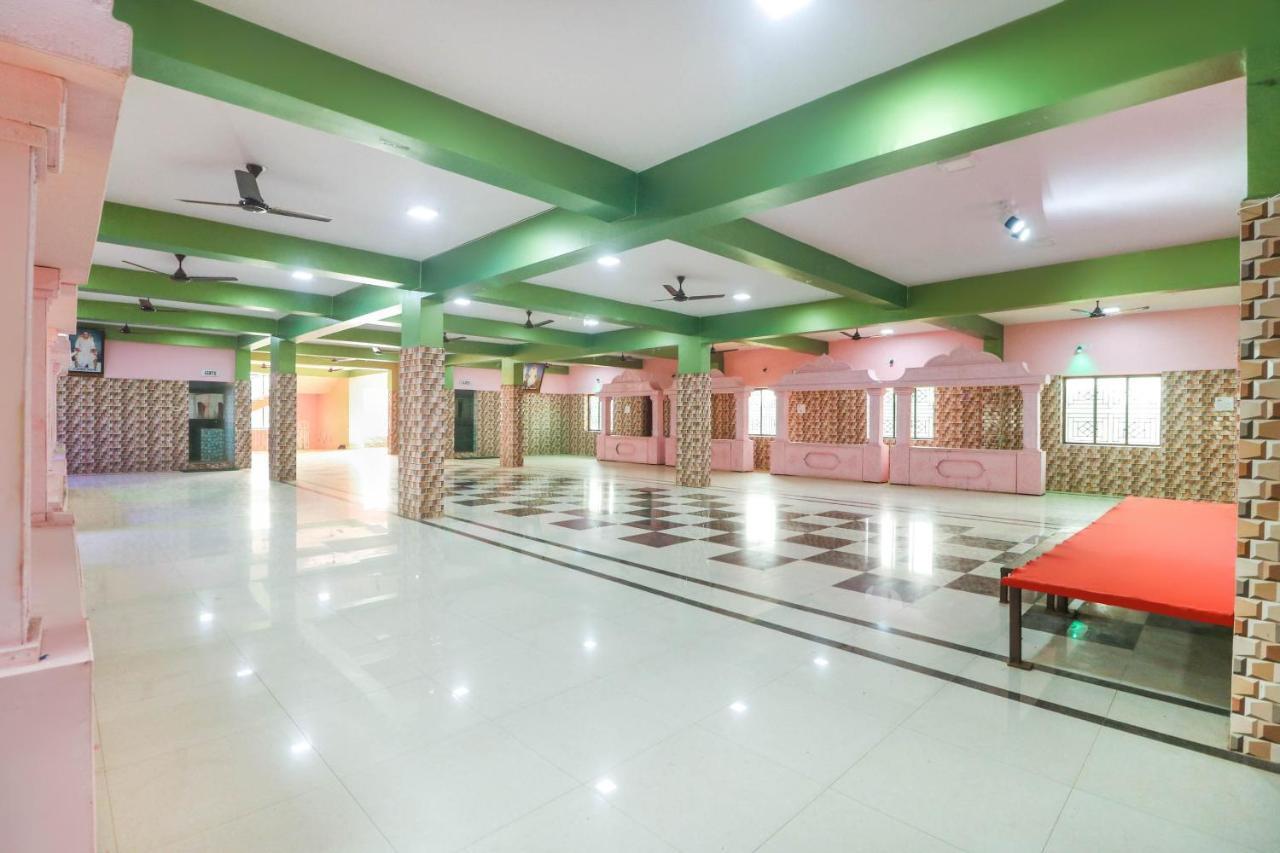 SPOT ON 68151 Prafulla Palace Hotel Jatani Esterno foto